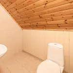 4 Bedroom Cozy In Kvamsoy