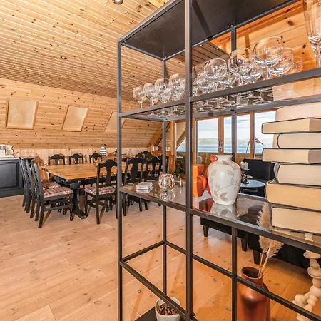 Front In Kvamsoy Сasa de vacaciones Sandvik (More og Romsdal)