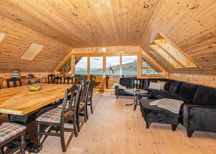 Front In Kvamsoy * Sandvik (More og Romsdal)