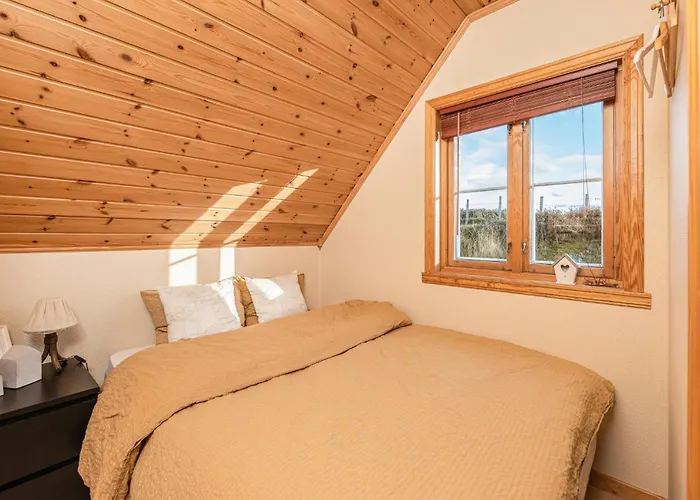 Tatil Evi Front In Kvamsoy